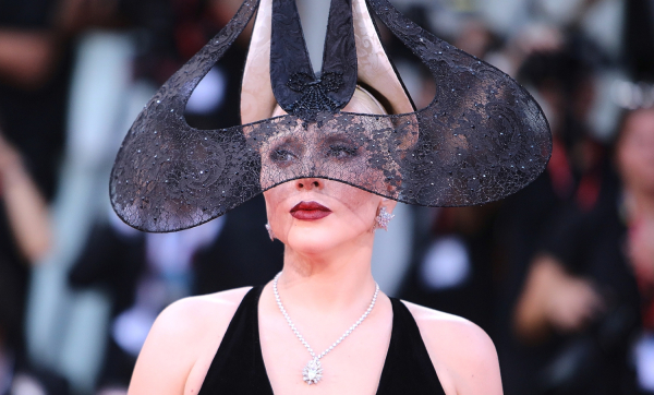 Леди Гага выпустит 7-й альбом: новую песню ждем уже в октябре
Леди Гага выпустит 7-й альбом: новую песню ждем уже в октябре